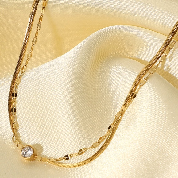 Icing on the Cake Rhinestone Double-Layered Bracelet - Picture 3 of 7